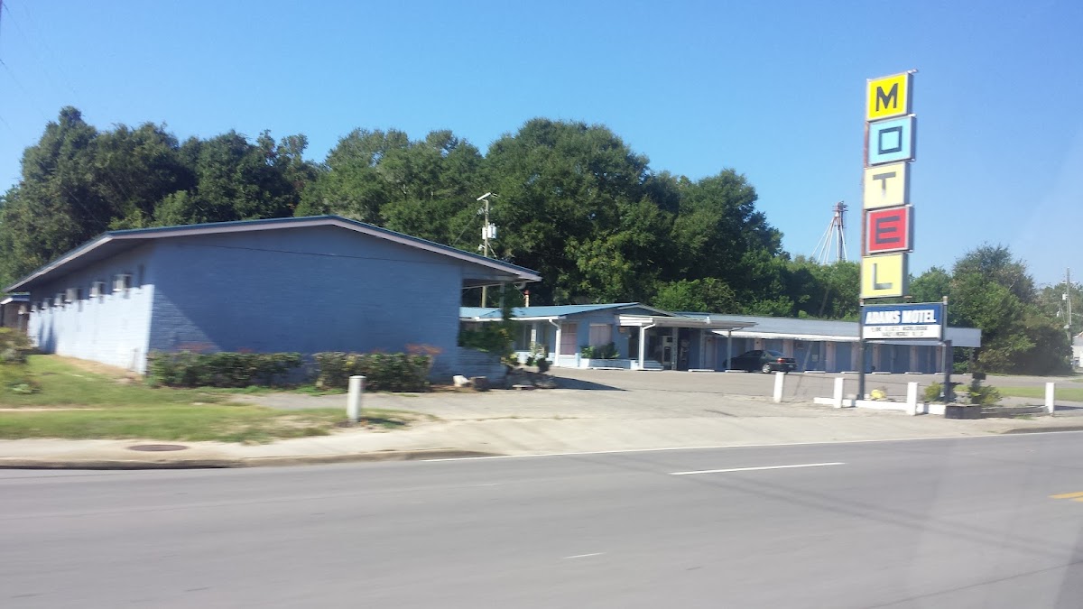 Adams Motel